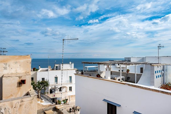casa indipendente in vendita a Polignano a Mare