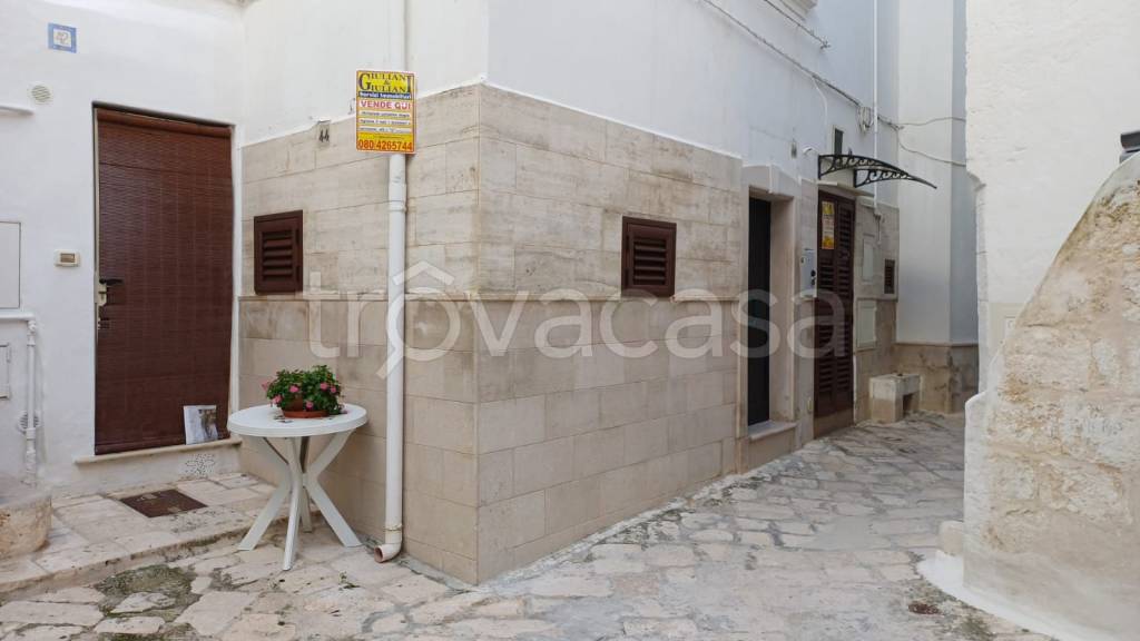 casa indipendente in vendita a Polignano a Mare