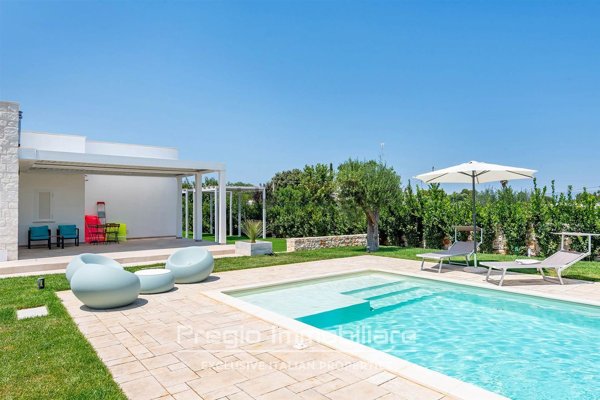 casa indipendente in vendita a Polignano a Mare