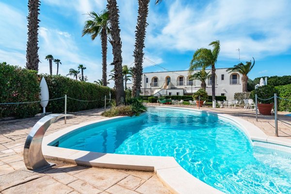 casa indipendente in vendita a Polignano a Mare