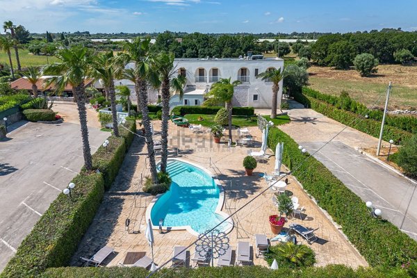 casa indipendente in vendita a Polignano a Mare