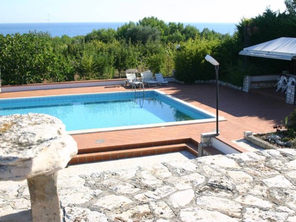 casa indipendente in vendita a Polignano a Mare