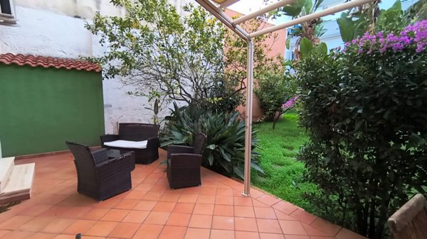casa indipendente in vendita a Polignano a Mare
