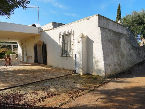 casa indipendente in vendita a Polignano a Mare