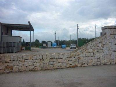 locale commerciale in vendita a Polignano a Mare