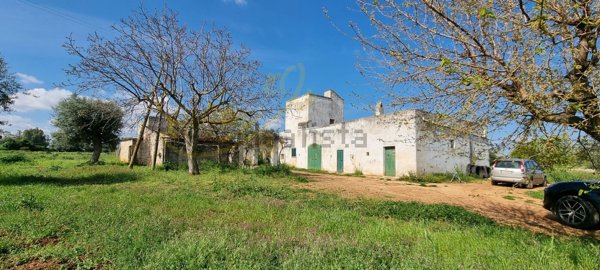 quadrivano in vendita a Polignano a Mare