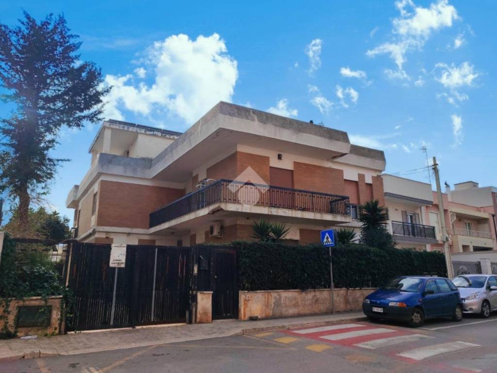 intera palazzina in vendita a Polignano a Mare
