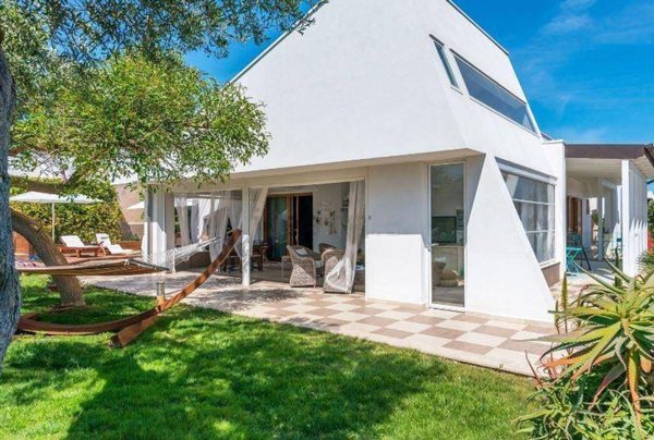 casa indipendente in vendita a Polignano a Mare