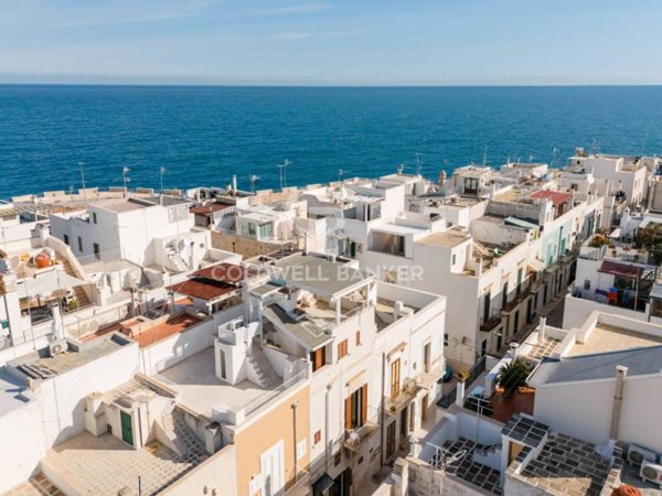 casa indipendente in vendita a Polignano a Mare