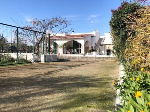 casa indipendente in vendita a Polignano a Mare
