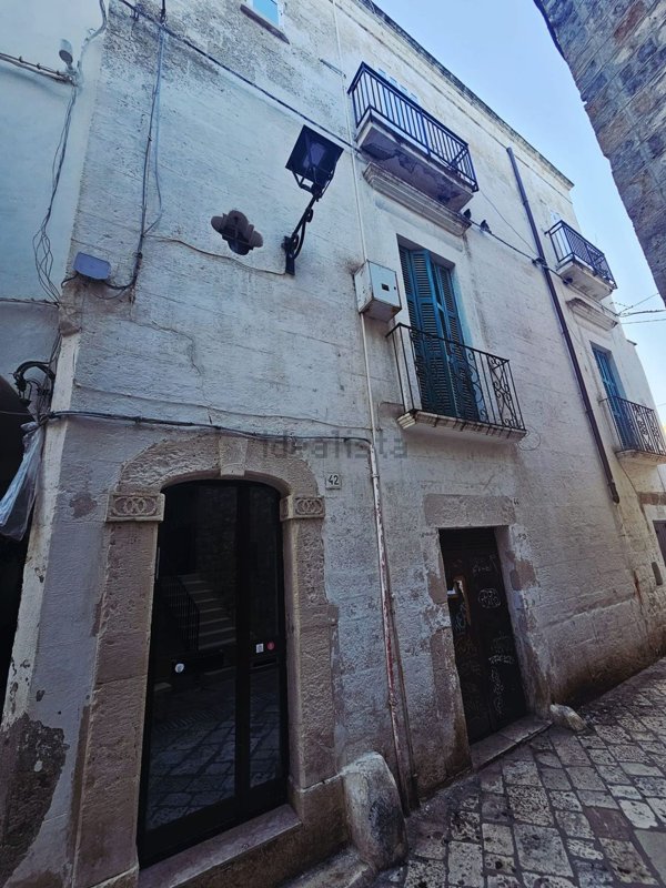 casa indipendente in vendita a Polignano a Mare