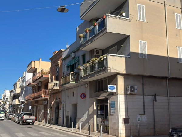 casa indipendente in vendita a Polignano a Mare