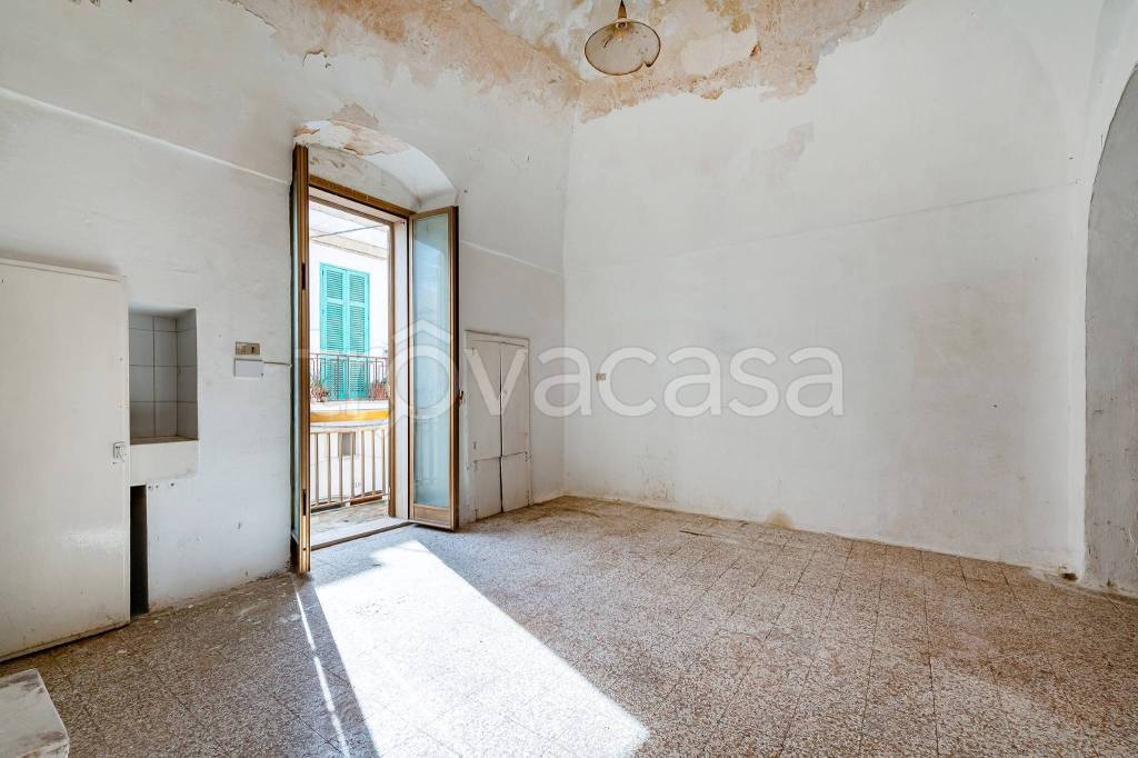 casa indipendente in vendita a Polignano a Mare