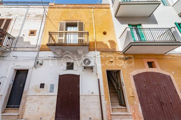 casa indipendente in vendita a Polignano a Mare