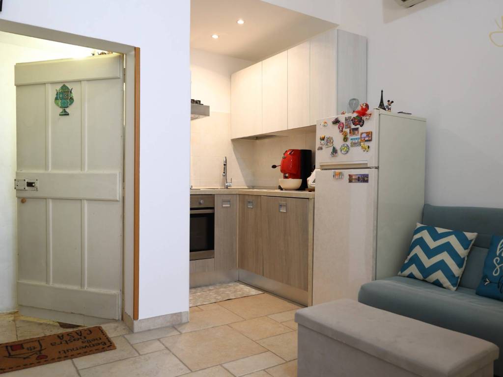 casa indipendente in vendita a Polignano a Mare