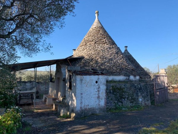 casa indipendente in vendita a Polignano a Mare