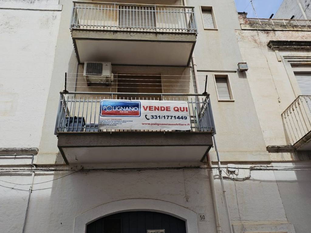 casa indipendente in vendita a Polignano a Mare