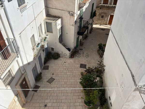 casa indipendente in vendita a Polignano a Mare