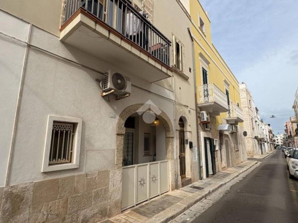 casa indipendente in vendita a Polignano a Mare