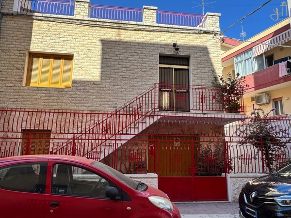 casa indipendente in vendita a Polignano a Mare