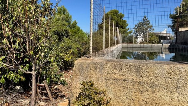 terreno in vendita a Polignano a Mare in zona Cavuzzi