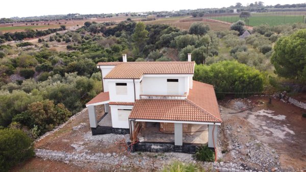 casa indipendente in vendita a Polignano a Mare in zona Cavuzzi