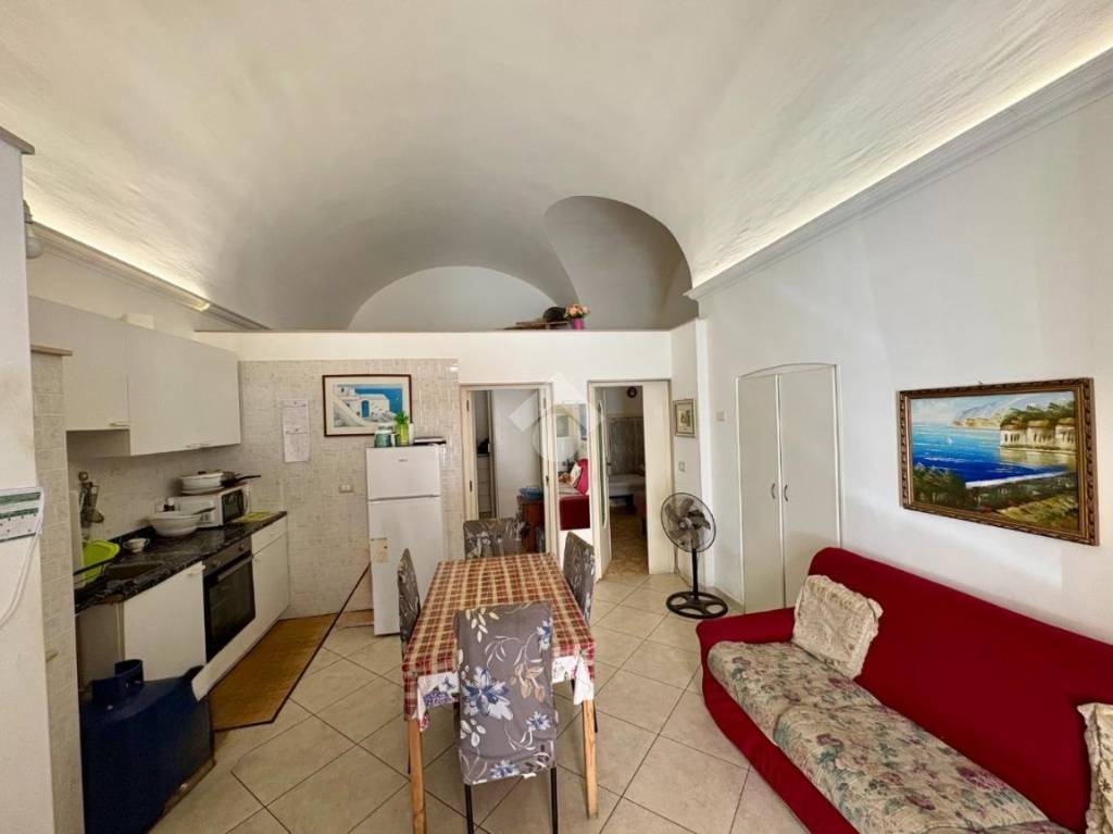 casa indipendente in vendita a Polignano a Mare