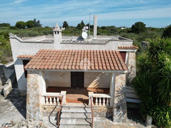 casa indipendente in vendita a Polignano a Mare in zona Cavuzzi