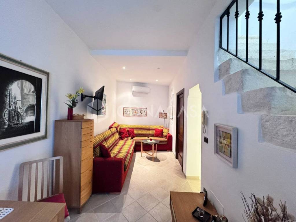 casa indipendente in vendita a Polignano a Mare