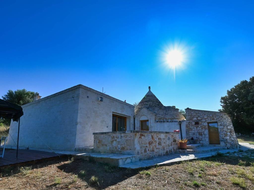 casa indipendente in vendita a Putignano