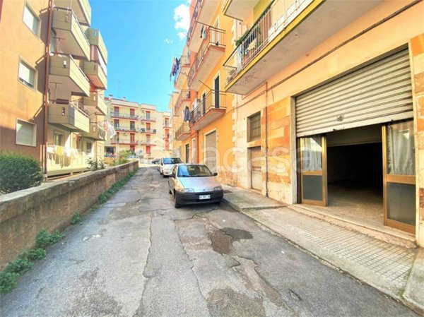 ufficio in vendita a Putignano