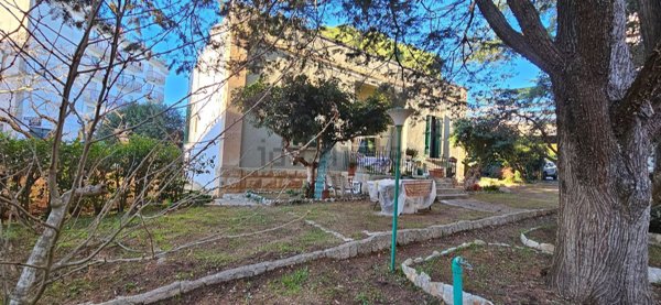 casa indipendente in vendita a Putignano