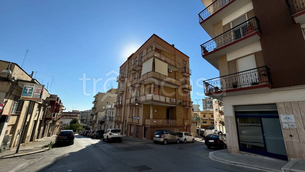 appartamento in vendita a Putignano