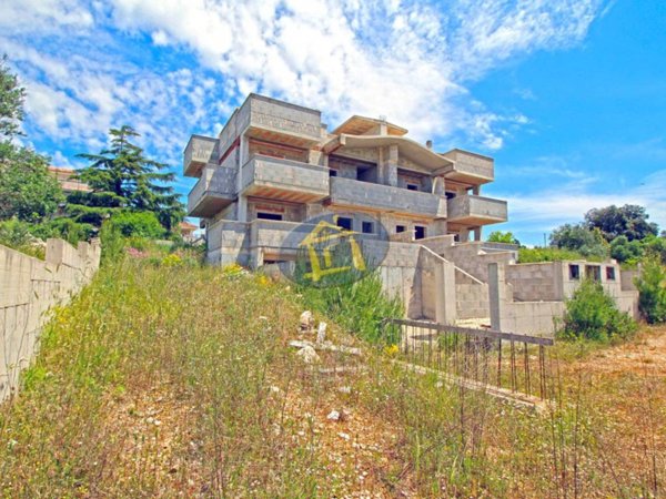 casa indipendente in vendita a Putignano