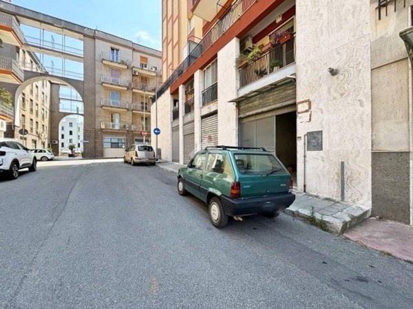 negozio in vendita a Putignano