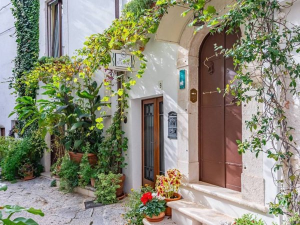 casa indipendente in vendita a Putignano