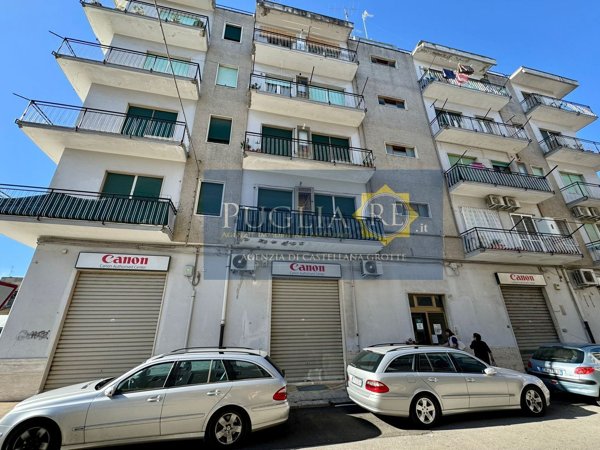 appartamento in vendita a Putignano