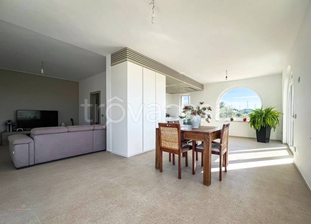 casa indipendente in vendita a Putignano