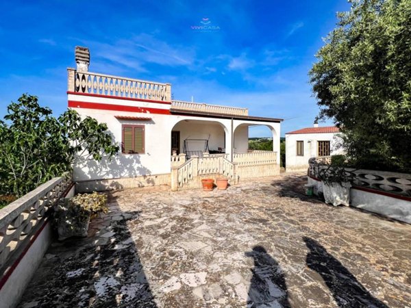 casa indipendente in vendita a Putignano
