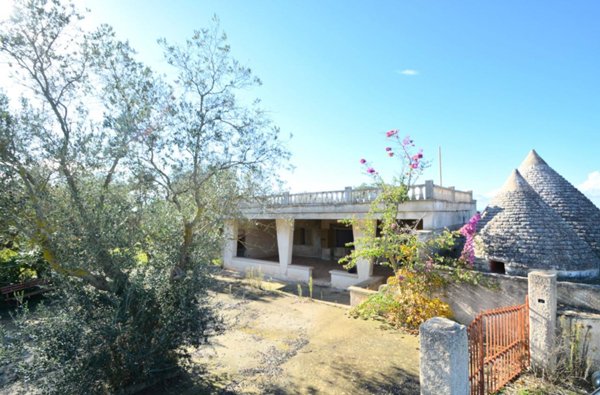 casa indipendente in vendita a Putignano