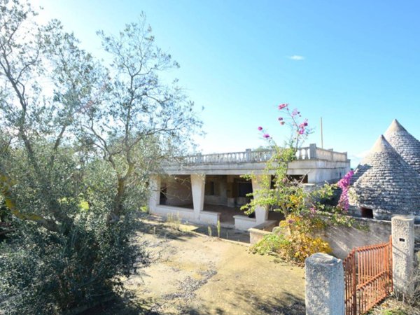 casa indipendente in vendita a Putignano