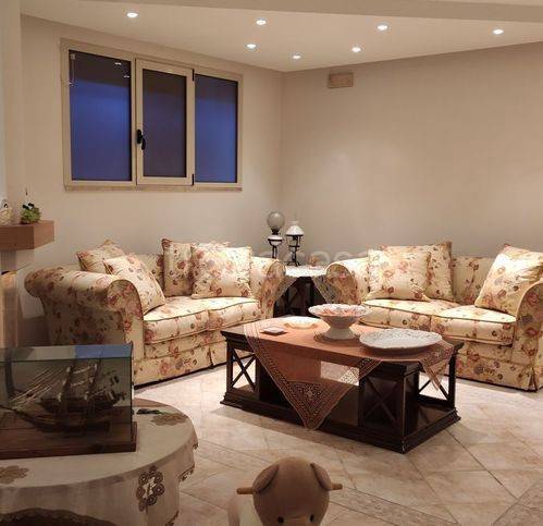 casa indipendente in vendita a Putignano