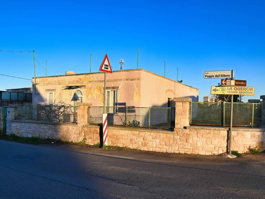 casa indipendente in vendita a Putignano