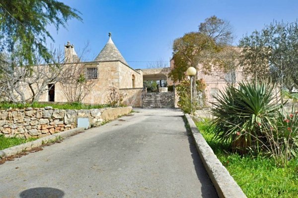 casa indipendente in vendita a Putignano