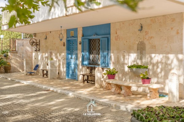 casa indipendente in vendita a Putignano