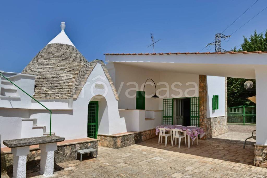 casa indipendente in vendita a Putignano