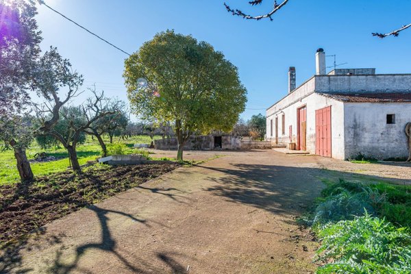 casa indipendente in vendita a Putignano