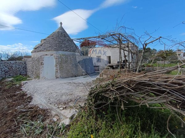 negozio in vendita a Putignano