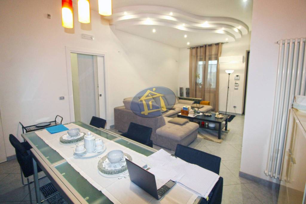 casa indipendente in vendita a Putignano