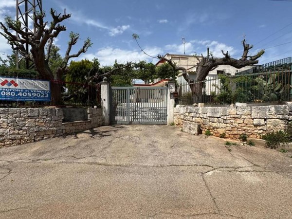casa indipendente in vendita a Putignano